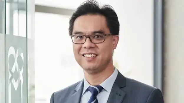 Dr. Reginald Liew | https://www.harleystreet.sg/